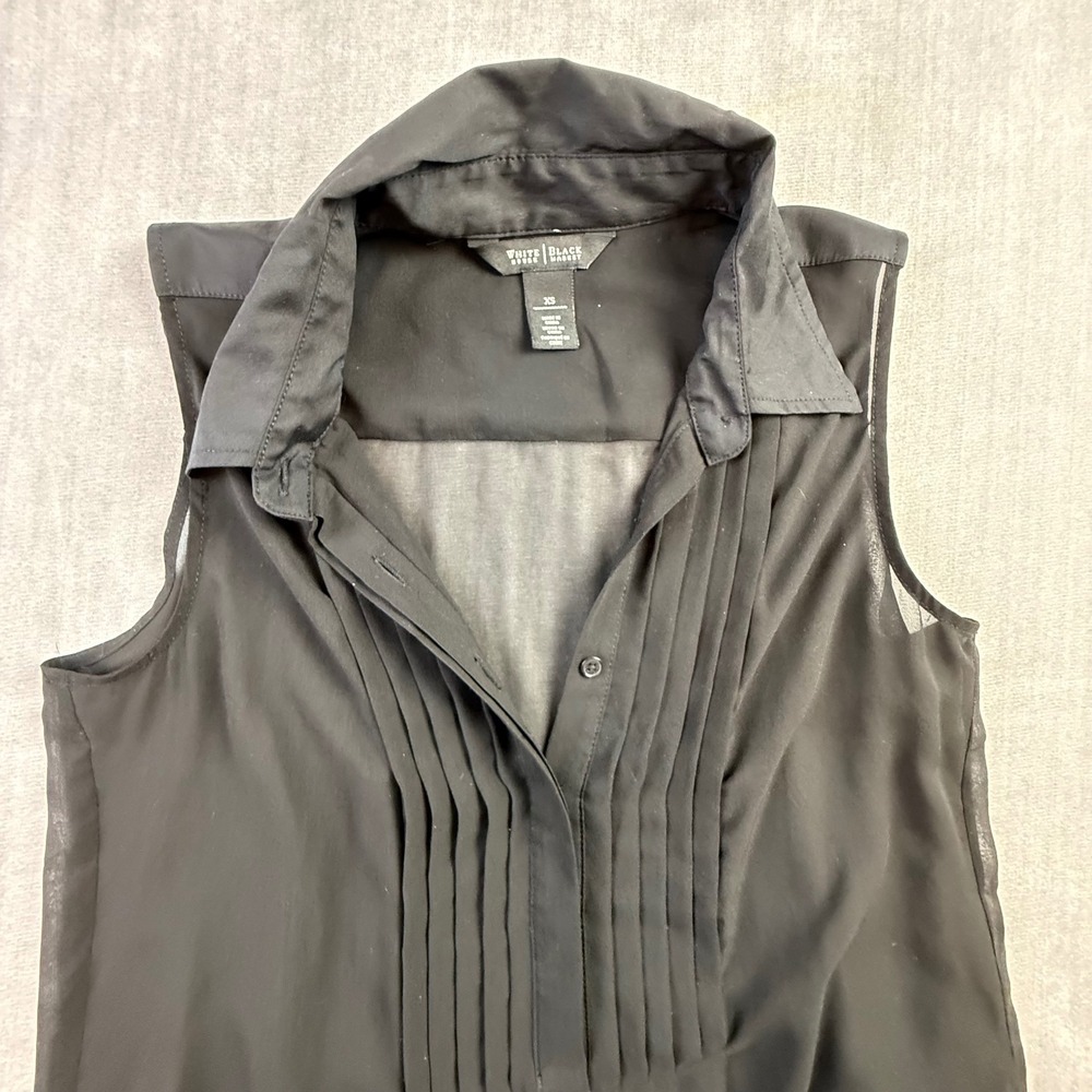 White House Black Market Black Sheer Pleated Tuxedo Tunic Sleeveless Top XS - Picture 2 of 4